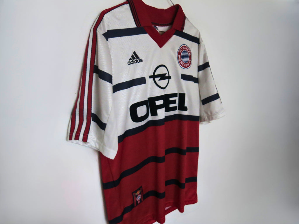 FC Bayern München Auswärtstrikot